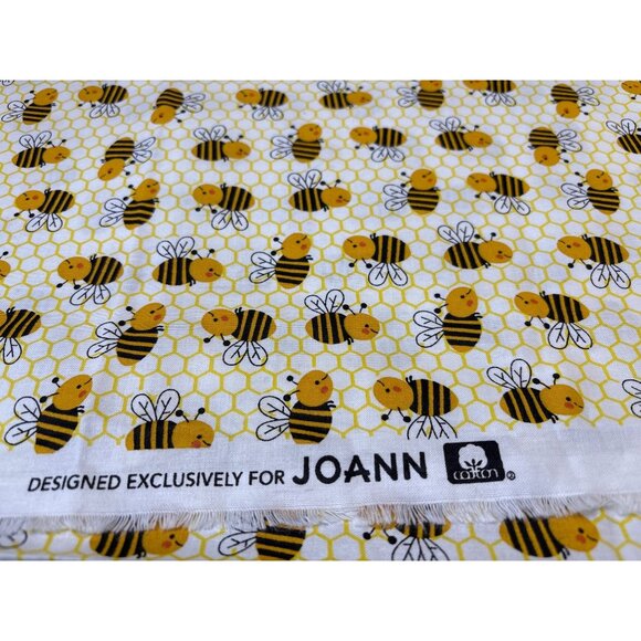 Joann Bee Cotton Cotton Fabric - 3/4 yardx46" Sewing Quilting - Picture 4 of 6